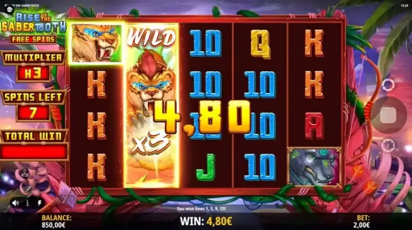 Rise of the Sabertooth slot screenshot